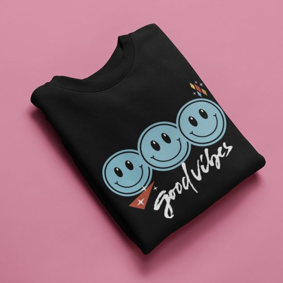 Smiley Face SweatShirt, Good VibesT-shirt, Smiley Minimal Shirt, Retro - Picture 6 of 8